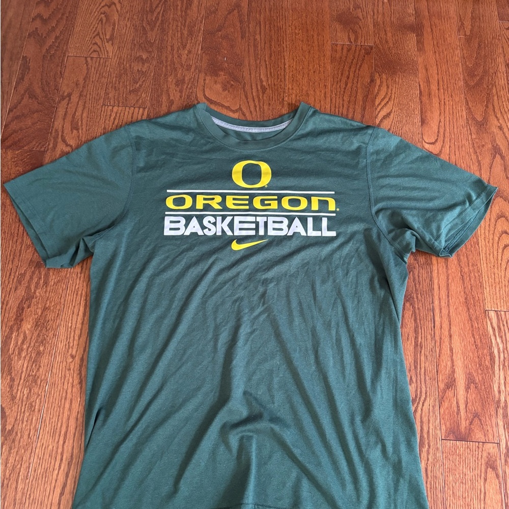 Nike Oregon Basketball Short Sleeve Tee - Green/Yellow